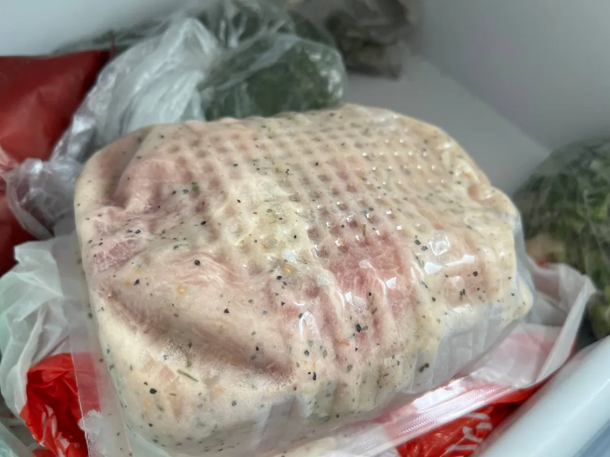 Как долго хранятся в морозилке овощи, мясо и грибы? Ответ экспертов Роскачества вас удивит