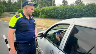 Все, в выходные ездить запрещено: водителей ждет неприятный сюрприз с 7 июля. Новое правило