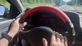 Автоюрист указал на документы, которые никогда не надо показывать инспектору ГАИ