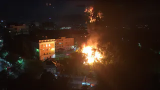 Крупный пожар на улице Введенской в Рязани. Видео