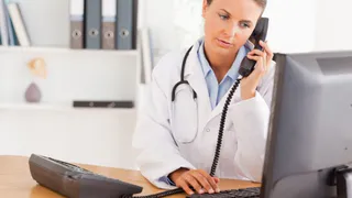 Житель Брянска пожаловался на проблемы регистрации в городскую Поликлинику №1