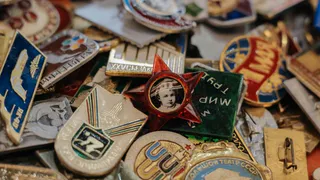 Самые редкие значки СССР за 600 тысяч рублей - может быть у многих в квартире