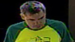 Розыск: полиция Нижнекамска ищет мужчину ограбившего туалет в местном магазине (1 фото)