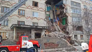 В Коми обломки рухнувшего дома вывезли на дачные участки