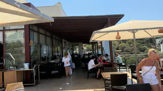 Бармен из отеля в Турции рассказал, какие русские едут туда отдыхать: Как жаль, что не знала раньше - больше туда ни ногой