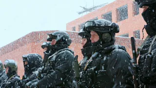 «Сегодня все это будет задавлено сразу и скорня»