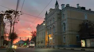 Опять? Сотрудники правоохранительных органов изымают документы в РГУ