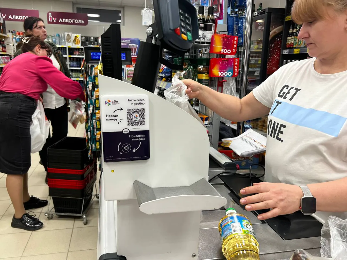 Оставил чек и потерял все деньги с карты: вот зачем забирать бумажки в "Пятерочке" и "Магните"