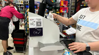 Оставил чек и потерял все деньги с карты: вот зачем забирать бумажки в "Пятерочке" и "Магните"