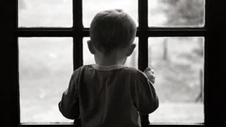 В Рязани двухлетний ребенок выпал из окна