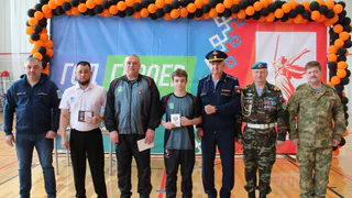 Усинский "Союз десантников" отметил десятилетие