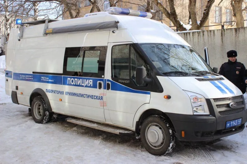 В Челнах мужчина убил гостя топором во время застолья