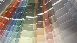 В магазине такая краска стоит в 5 раз дороже. Рассказываю, как сделать меловую краску самой — просто и надёжно