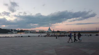 Летние каникулы сократят сразу вдвое: утвердили новые даты