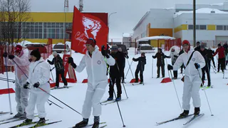 В Усинске более 100 жителей вышли на «Лыжню России»
