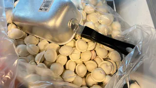 Перемолотые рога и копыта в тесте: Роскачество обнародовало худшие марки пельменей. Обходите даже по акции.