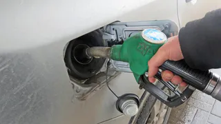 Впервые за месяц: нефть марки Brent перевалила за 30 долларов