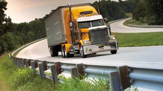 Российские автобусы и грузовики планируют оборудовать «умными» тормозами