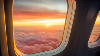 Отдыхающие на Черном море начали замечать неприятные явления