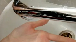 "Водоканал" проверил мутную воду на Зубковой