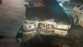 В Рязани на улице Зубковой в ДТП попали ВАЗ и Volvo, есть пострадавшие