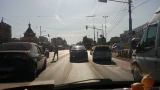 Массовое ДТП возле ТЦ "Барс"  - столкнулись четыре автомобиля