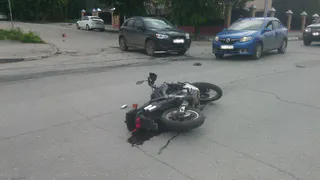 На Салтыкова-Щедрина пенсионер сбил мотоциклиста