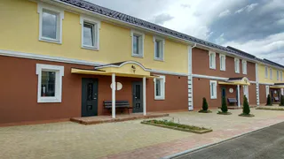 Таунхаусы в поселке «Усадьба Алеканово»: городской комфорт загородной жизни