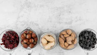 Мою орехи и сухофрукты 1 методом – абсолютная чистота: уничтожаю липкий слой и консерванты