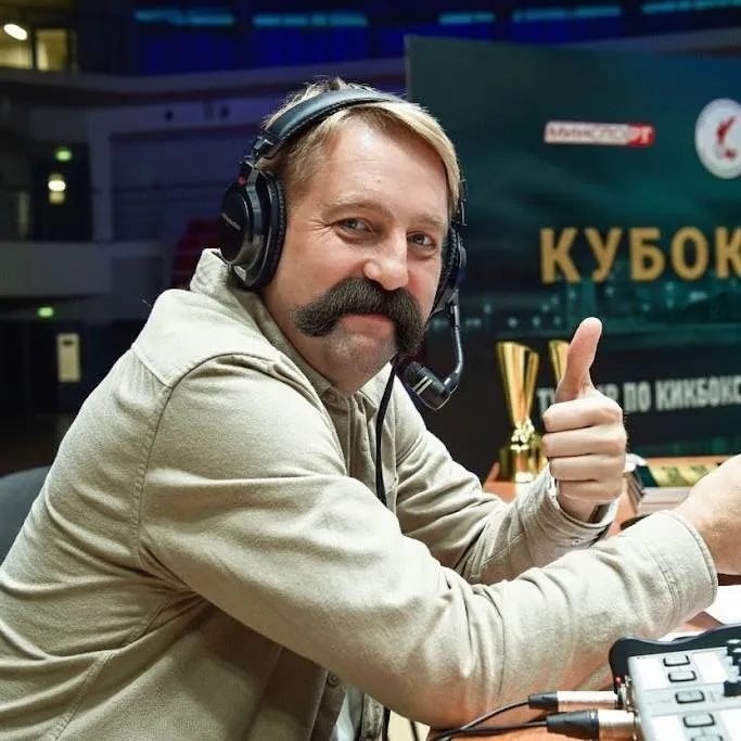 Нижнекамск примерил знаменитые усы вратаря «Нефтехимика»