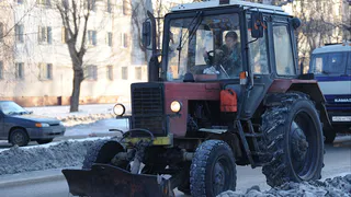 Нижнекамские улицы чистят от снега