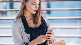 Женщина с высоким интеллектом никогда не наденет эти 4 аксессуара