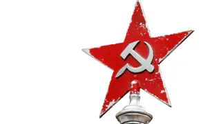 На брянском заводе во время ремонта нашли тайник с советскими артефактами