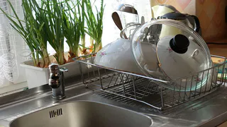 Уход за кухонной посудой: советы и рекомендации