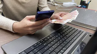 Жительницу Челябинской области шантажировали её фотографиями