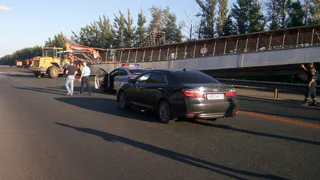 Водитель из Рязани обрушил пешеходный переход под Владимиром