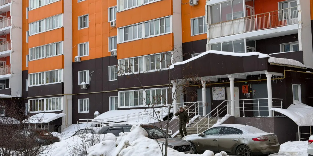 В Пензе УК «скинула» уборку крыш от снега на горожан
