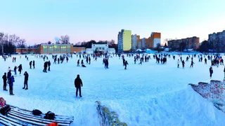 В Рязани заливают катки и обустраивают зимние трассы