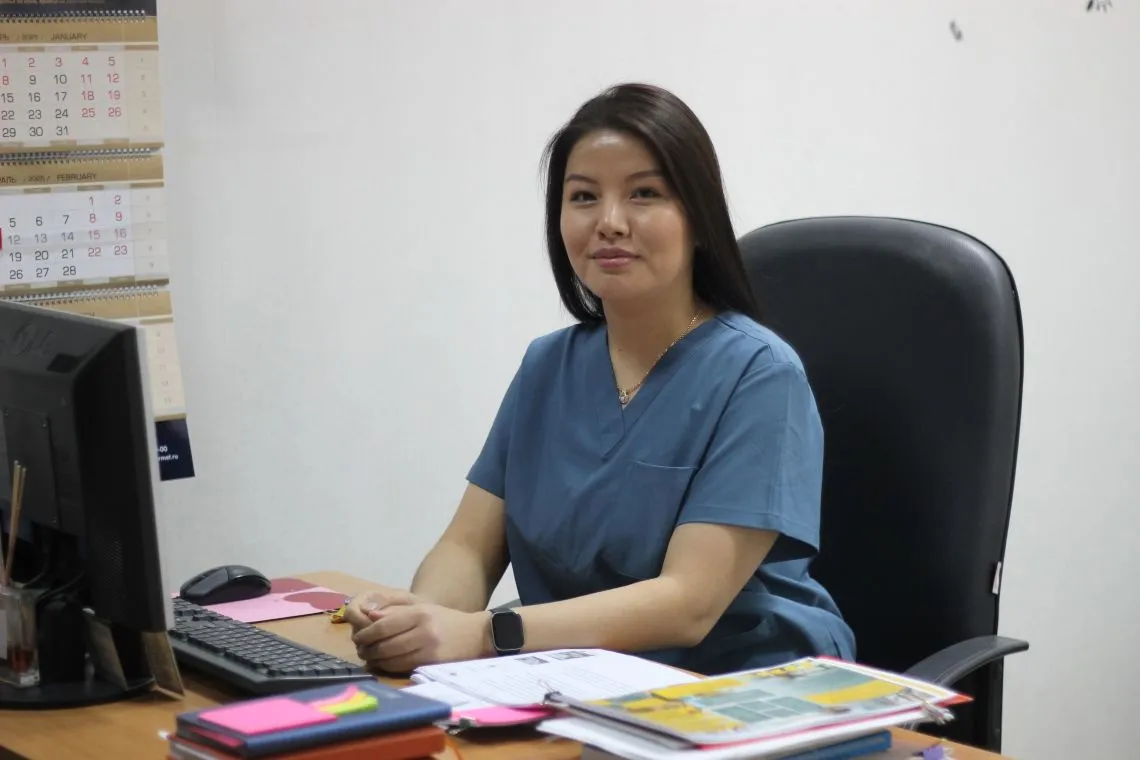 Молодой педиатр из Кыргызстана приступила к работе в Магнитогорской поликлинике №5