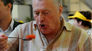 Брянские эсеры предлагают изменить время обеда для чиновников