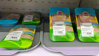 Одна отрава вместо мяса: Роскачество назвало худший бренд филе цыпленка