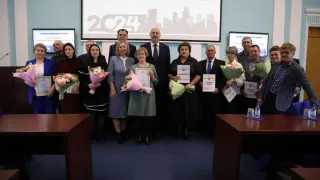 Двух магнитогорцев наградили почётными грамотами регионального минстроя