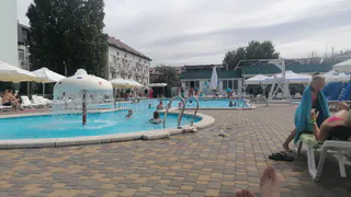 «В этот красивый ад больше ни ногой»: российские туристы выразили своё мнение об отдыхе в Абхазии