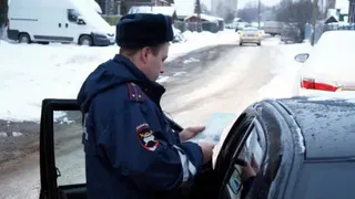 «С завтрашнего дня начнут аннулировать права»: водителей ждет сюрприз
