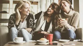 Стало известно, сколько человеку нужно друзей