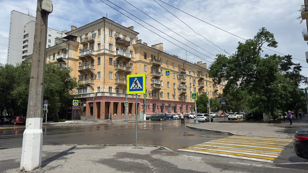 Задержан казанский водитель, который избил пешехода
