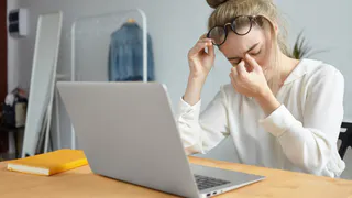 Хроническая усталость: когда «просто устал» превращается в диагноз