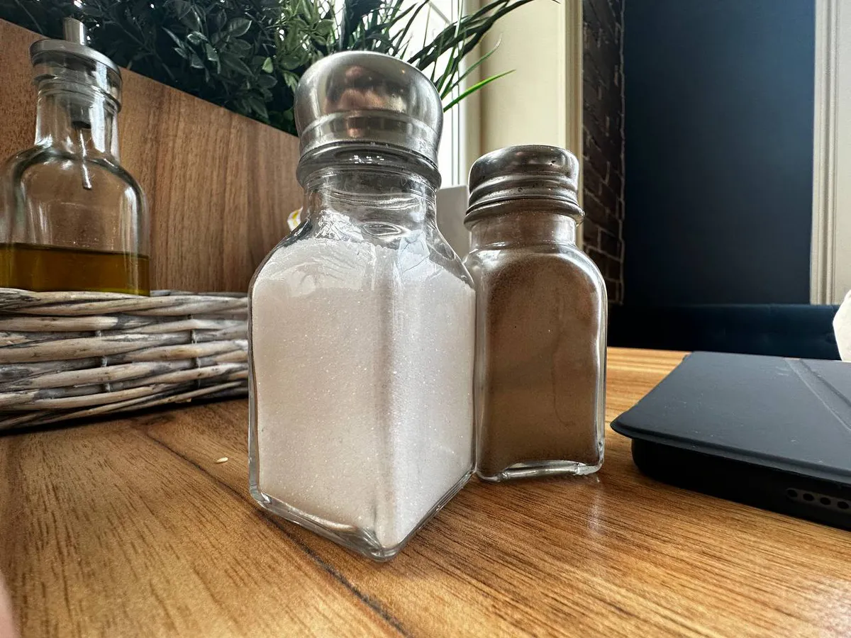 Одна химия, а не соль: в Роскачестве определили ТОП-5 марок опасной соли, которые не подойдут даже на засолку