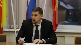 После скандала с расстегнутым ремнем глава Алатыря уволился