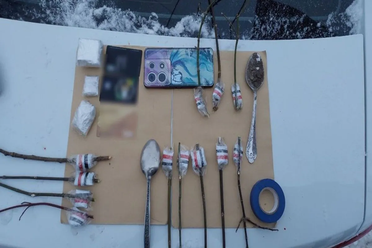 Во Владимире задержали 20-летнего мужчину с крупной партией запрещённых веществ